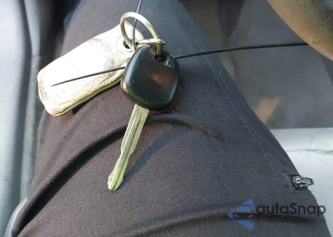 2003 Toyota Avalon Xl/Xls from USA, damaged, VIN 4T1BF28B93U301691